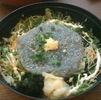 生しらす丼