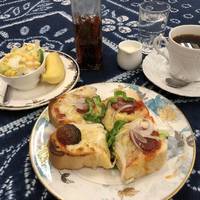 ピザトースト　コーヒーセット