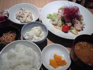 本日の肉料理定食