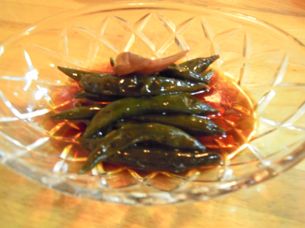 きのこ飯定食・ざるそば山椒おにぎりセット・青唐辛子の煮物