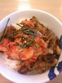 キムカル丼