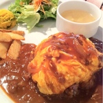 エアーズロック　オムハヤシ