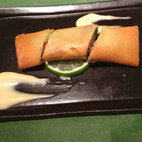 アボカドと海鮮の春巻き