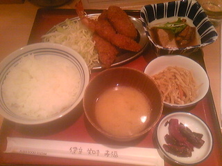 ミックスフライ定食