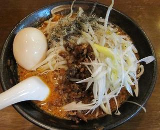 四川黒胡麻坦々麺