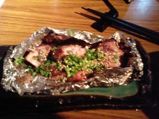 まぐろ黒胡椒焼き