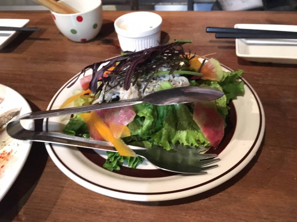 三浦野菜と平敏丸シラスサラダ