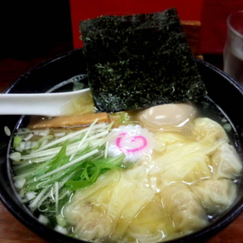 塩わんたん麺