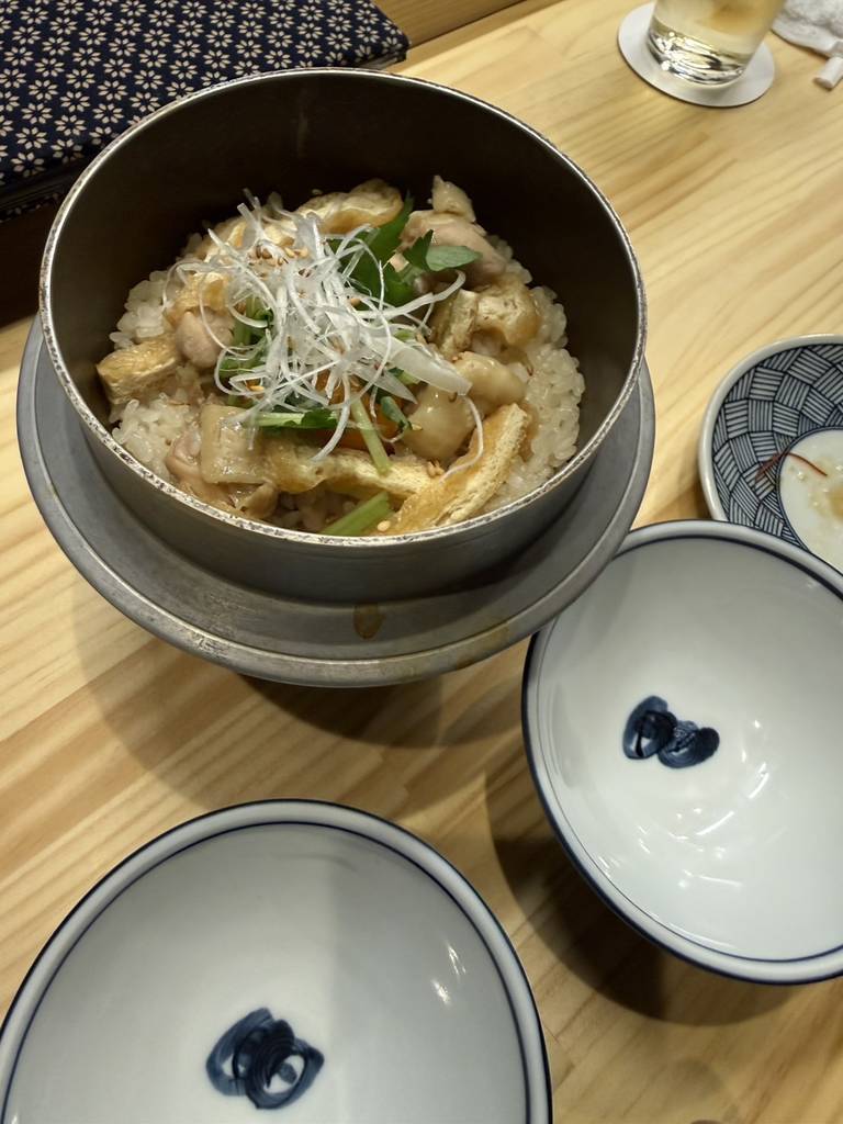 若鶏の釜飯