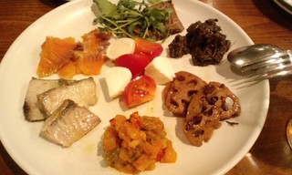 前菜の盛り合わせ