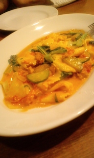 雲丹とズッキーニのトマトクリームソース　パッパルデッレ