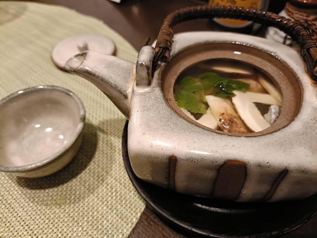 松茸土瓶蒸し