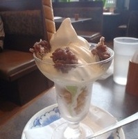 抹茶ミルク金時ソフト