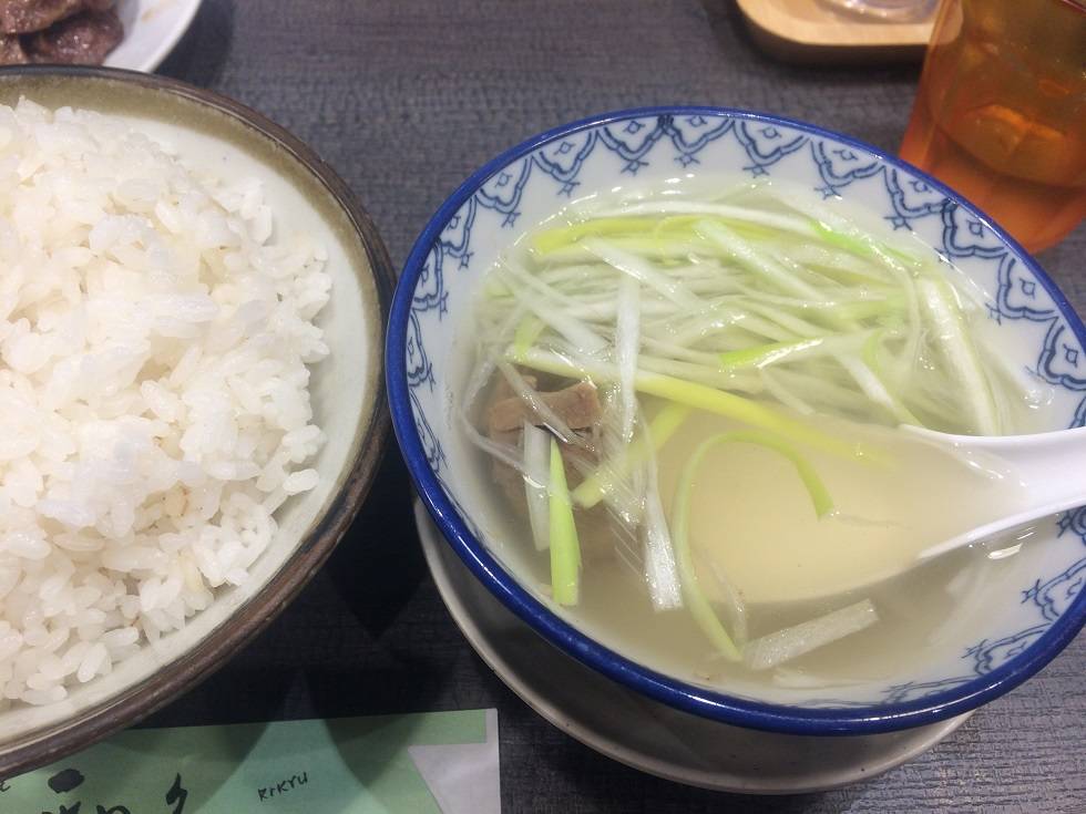 麦飯とテールスープ