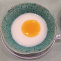 伝統の杏仁豆腐 