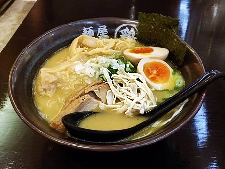 味玉入り　濃厚醤油鶏そば