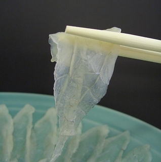 天然ふぐ刺