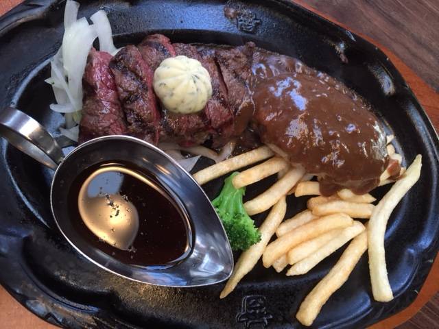 カットステーキ＆ハンバーグセット