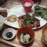 若鶏の黒七味焼き定食