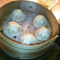 鳥骨鶏の小籠包