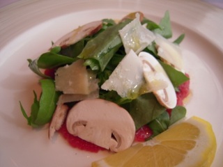 牛肉のカルパッチョ