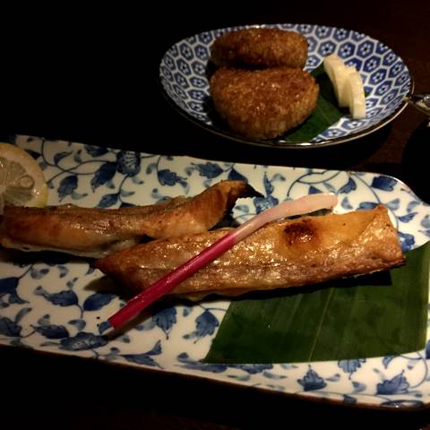 鮭のハラスと焼きオニギリ