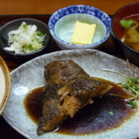 煮魚（銀ムツ）定食