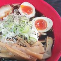富山ブラック味玉らーめん