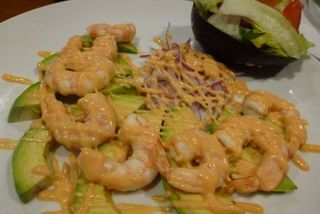 アボカドと小海老のサラダ