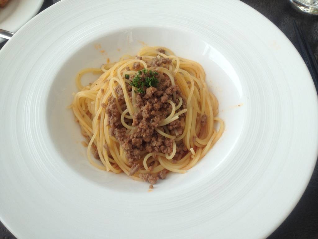 バイマックルー風味のボロネーゼ