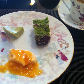 デザートのワゴンサービス