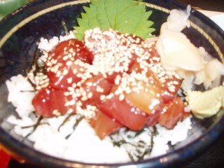 まぐろづけ丼そばセット