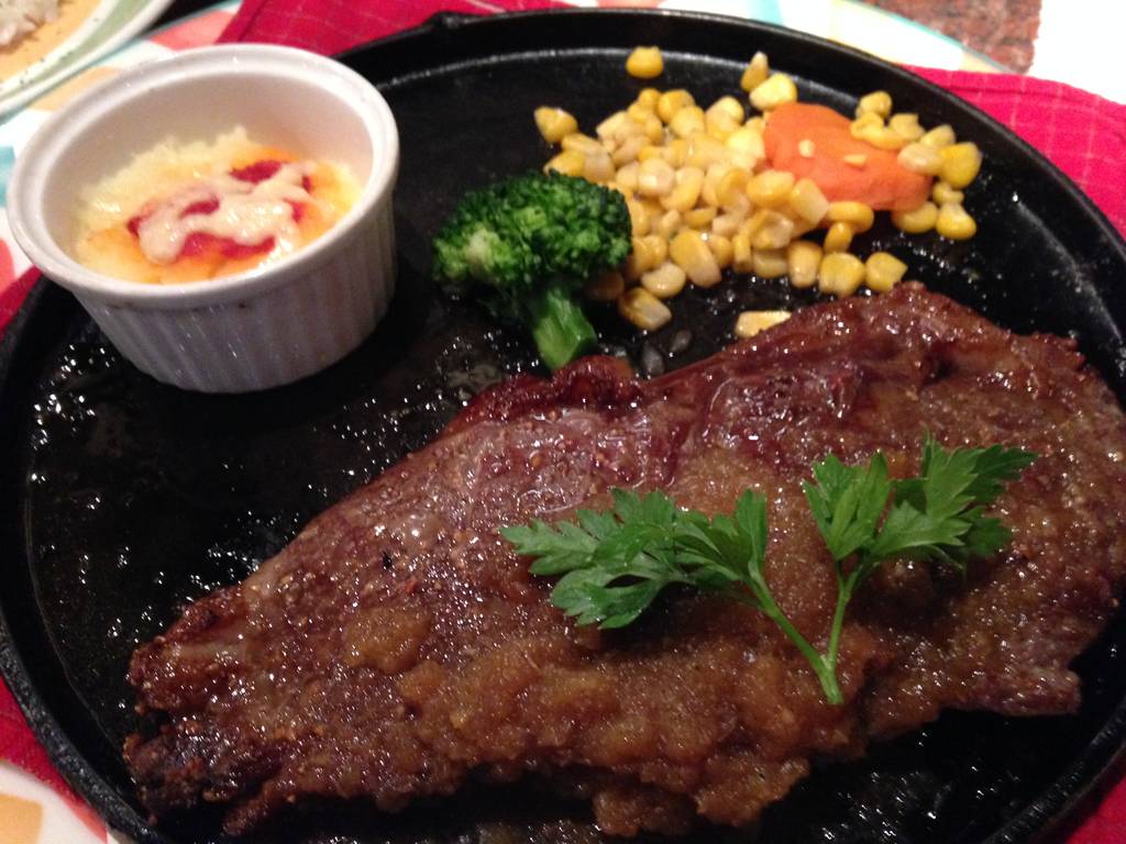 国産和牛のステーキランチ