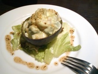 えびとアボカドの冷製グラタン