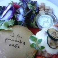 トマトチキンパンケーキ