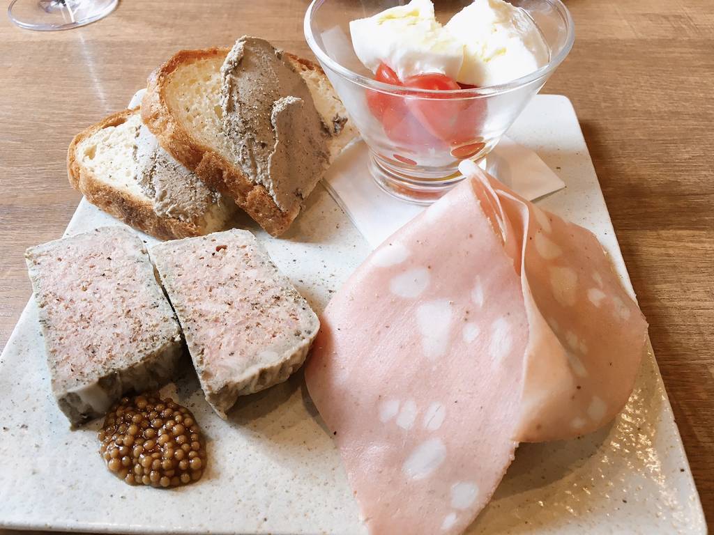 前菜盛り合わせ