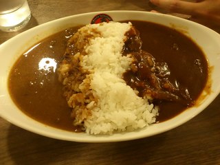 ハーフ＆ハーフ（カレー＆ハヤシ）