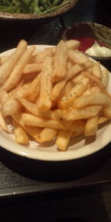 大盛りポテトフライ　