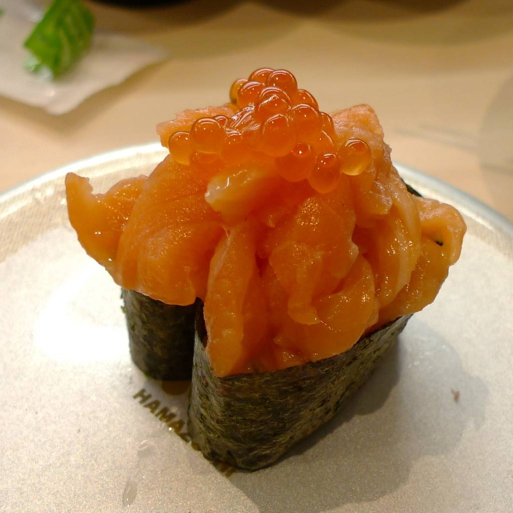 富士山盛りサーモン軍艦