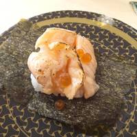 炙りとろサーモンつつみ