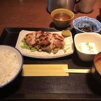 鶏塩麹炭火焼定食