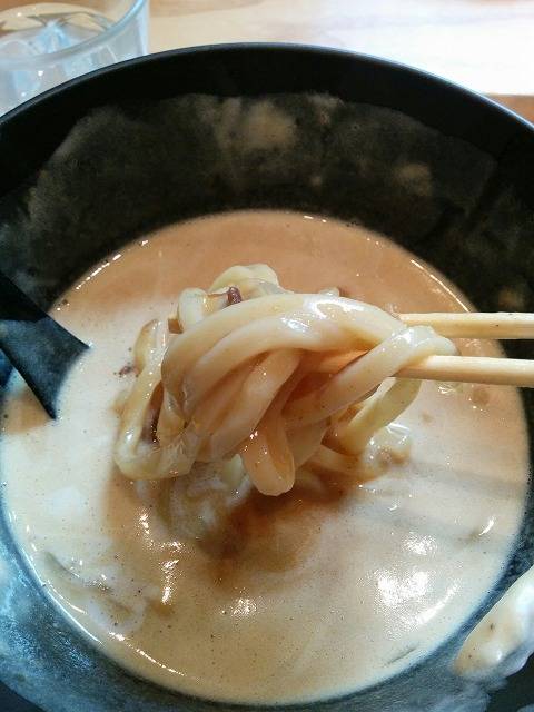 路じ裏のカレーうどん