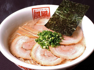 豚骨チャーシュー麺
