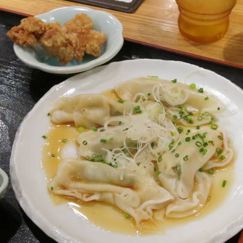 水餃子と鶏の唐揚げ定食