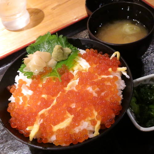 いくら丼