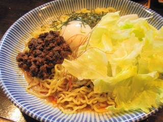 汁なし担々麺