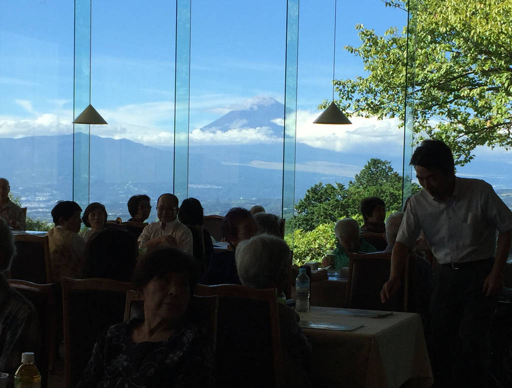 ダイヤランド レストラン森の里