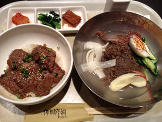 水冷麺カルビ丼セット