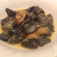 黒カルボナーラ