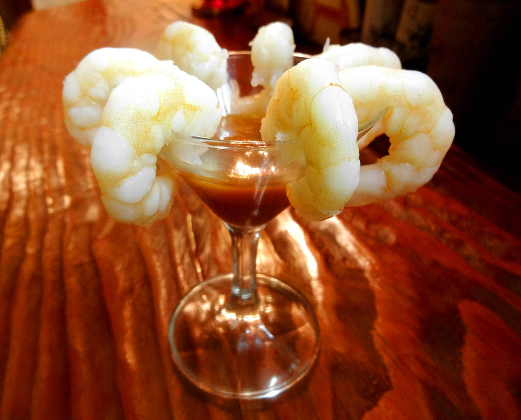 小エビのカクテルサラダ